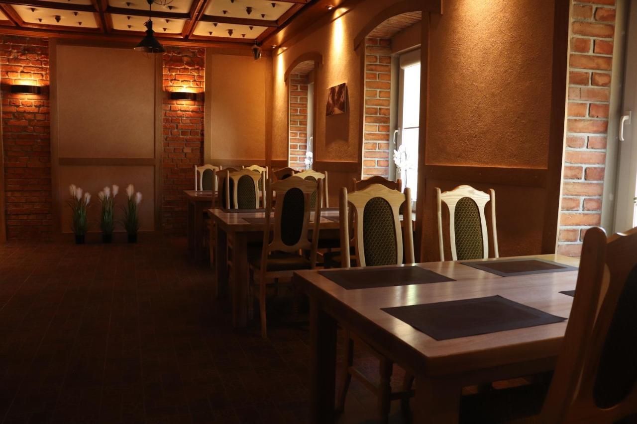 Asmonienes Sveciu Namai "Senoji Mokyklele" Hotel Smalininkai Ngoại thất bức ảnh