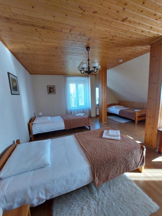 Asmonienes Sveciu Namai "Senoji Mokyklele" Hotel Smalininkai Ngoại thất bức ảnh