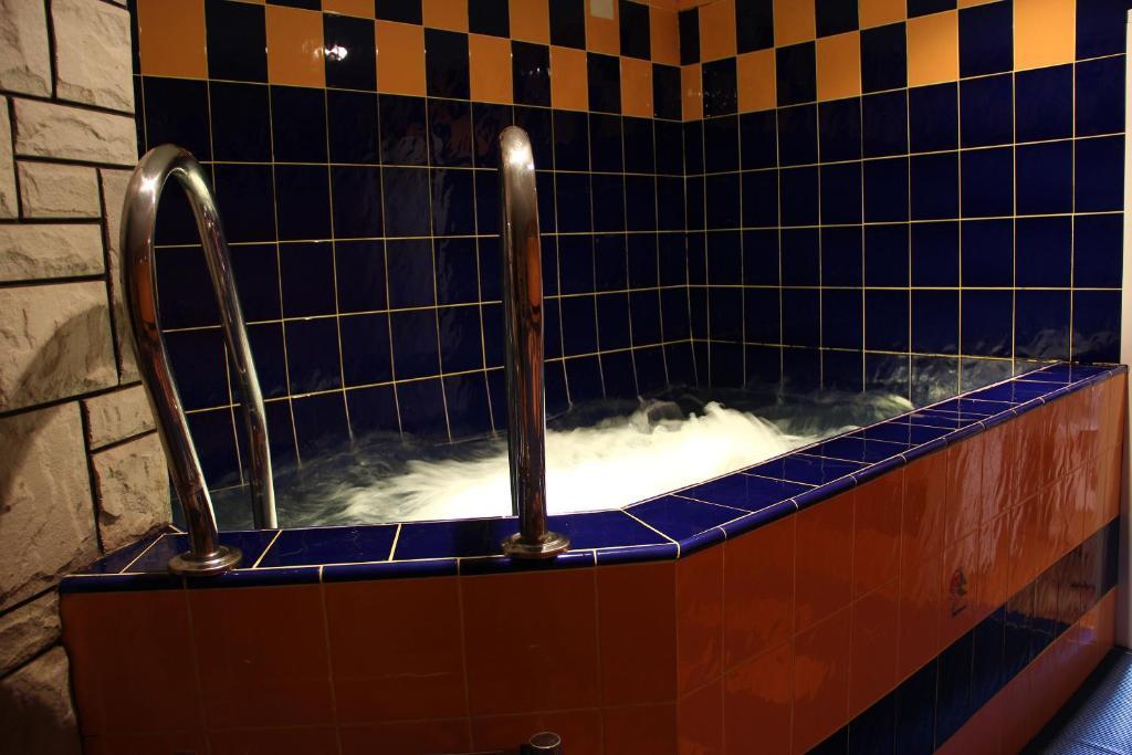 Asmonienes Sveciu Namai "Senoji Mokyklele" Hotel Smalininkai Ngoại thất bức ảnh